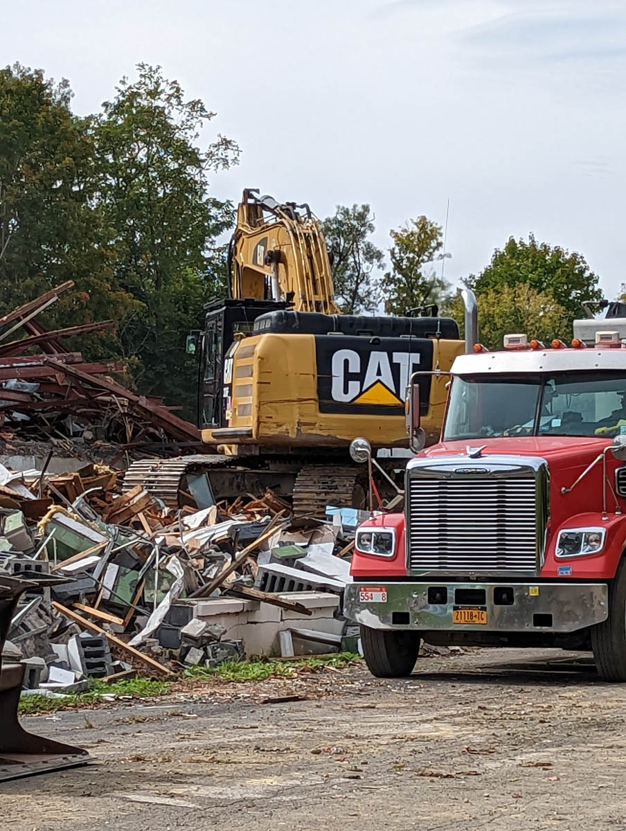 Building debris removal 10/3-10/7/22